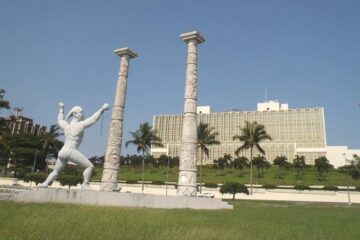 Les perspectives d’avenir pour l’entrepreneuriat au Gabon, y compris les opportunités émergentes dans des secteurs tels que les technologies de l’information, l’agro-industrie et le tourisme.